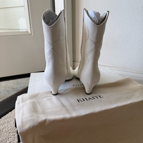 KHAITE White Heeled Boots - Picture 6 of 12
